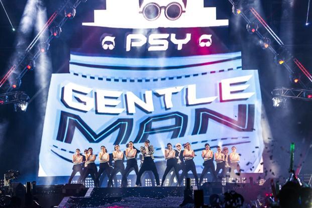 The South Korean pop star on Saturday performed for the first time the new hip-swinging dance aimed at replicating the global success of ‘Gangnam Style’. Photo: Handout via Reuters